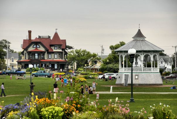 Oak Bluffs Park 2